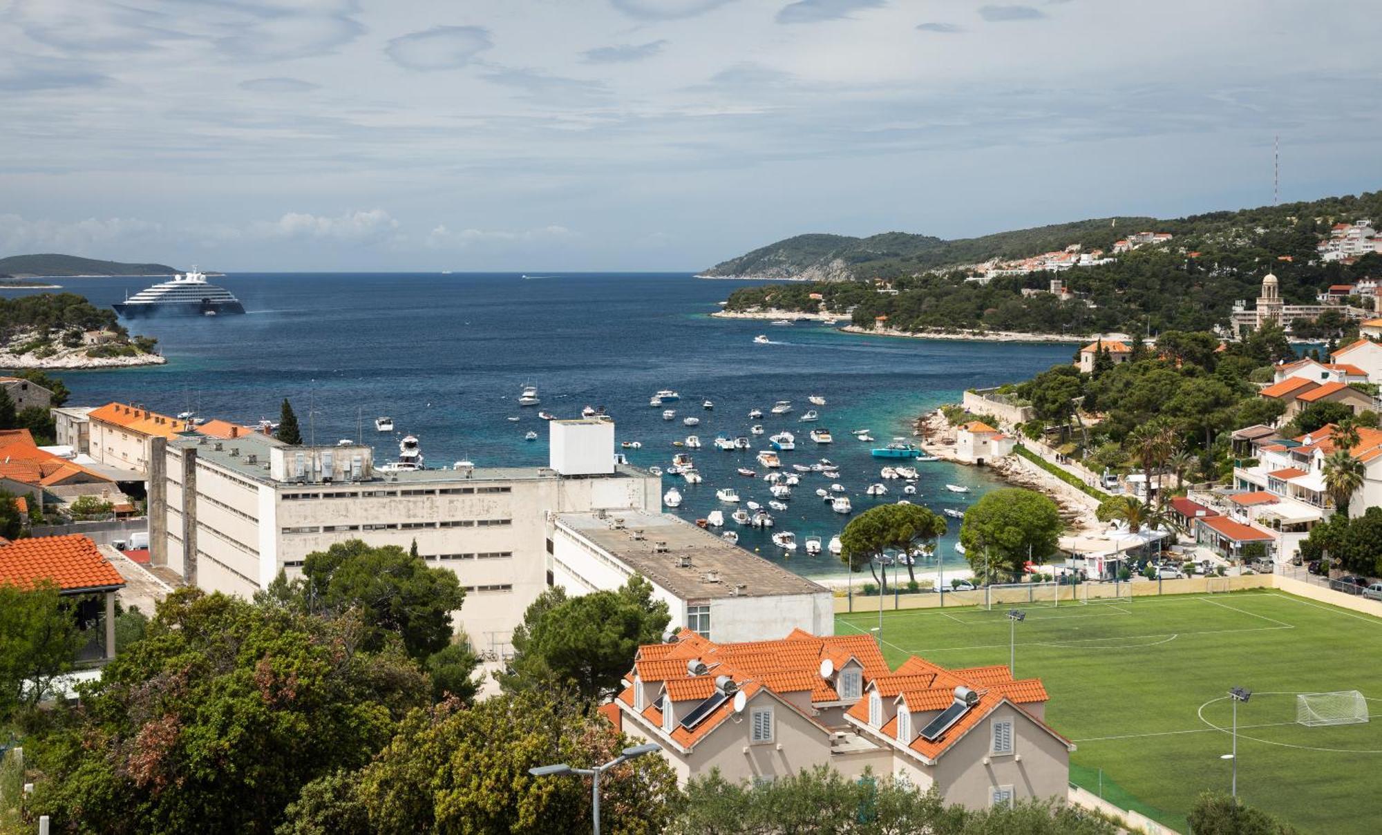 Apartments Sunny Elza Hvar Town Exteriör bild